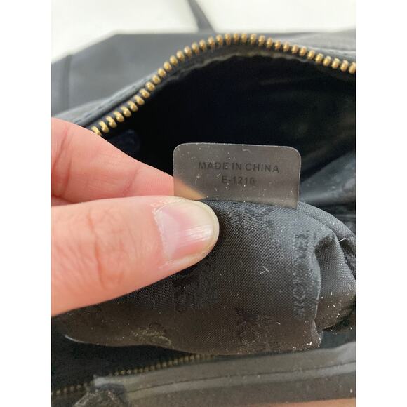 MICHAEL KORS MEDIUM BLACK PEBBLED LEATHER CROSSBODY BAG - Picture 12 of 13